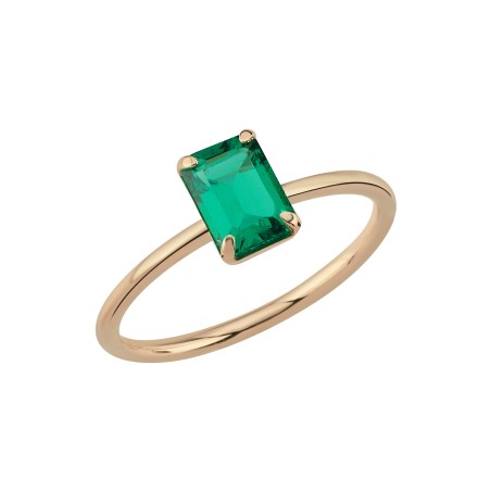 14 Karat Gold Emerald Ring